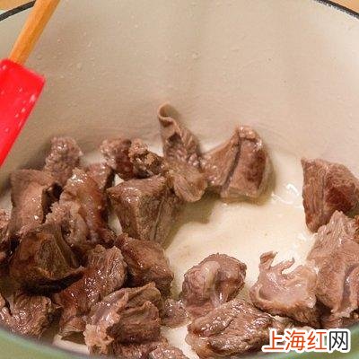 清炖牛肉的家常做法大全 土豆炖牛肉的家常做法