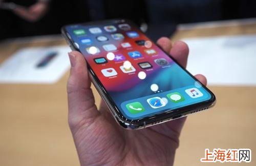 苹果突然充不进去电了没反应 为什么iphone充电充不进去