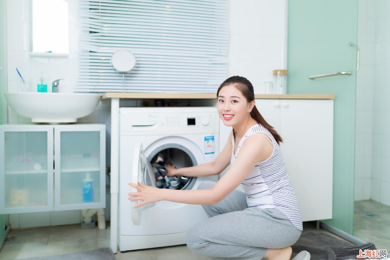 全自动洗衣机如何清理污垢 海信滚筒洗衣机怎么清洗污垢