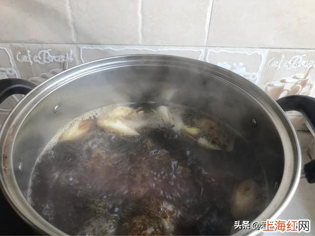 红烧炖排骨怎样做好吃又简单 炖排骨的家常做法简单易学