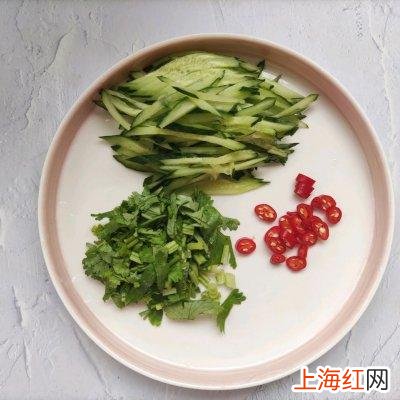 金针菇凉拌怎么吃 金针菇凉拌怎么做好吃