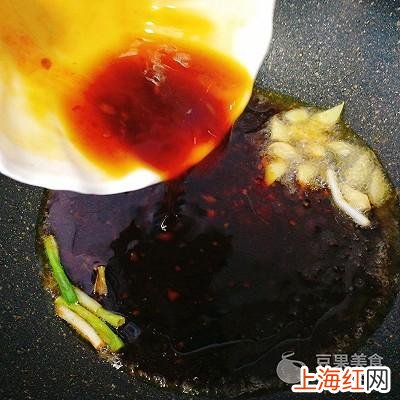 红烧黄花鱼怎么做 红烧小黄鱼怎样做