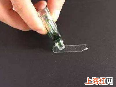 胶带上的胶怎么清理掉