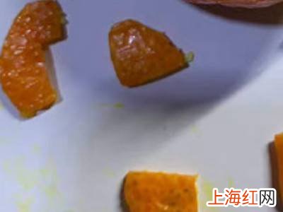 怎么用橘子皮做冰墩墩