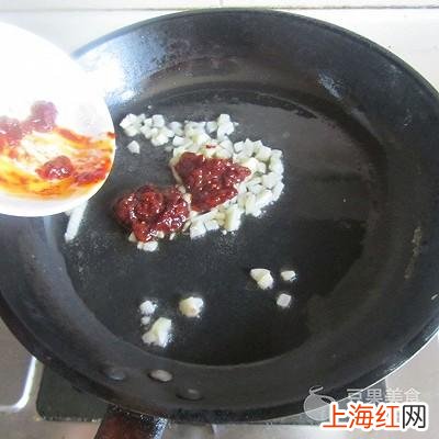 家常炒豆腐怎么做好吃 汪丫鱼烧豆腐怎么做好吃