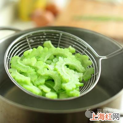 苦瓜炒鸡蛋的做法大全 苦瓜炒鸡蛋怎么做法