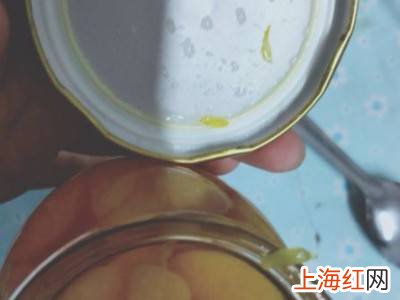 水果罐头怎么开盖