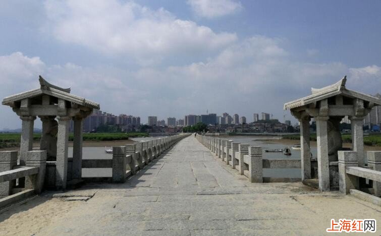洛阳桥位于何地