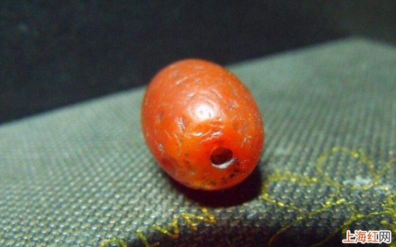 如何鉴别老玛瑙