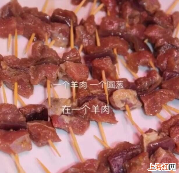如何制作美味可口牙签羊肉