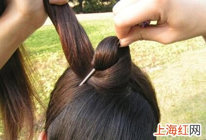 简单古代头发怎么扎