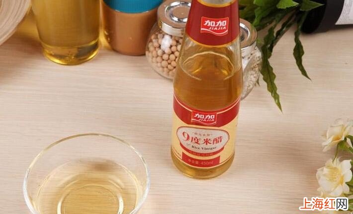 米醋和白醋有什么不同