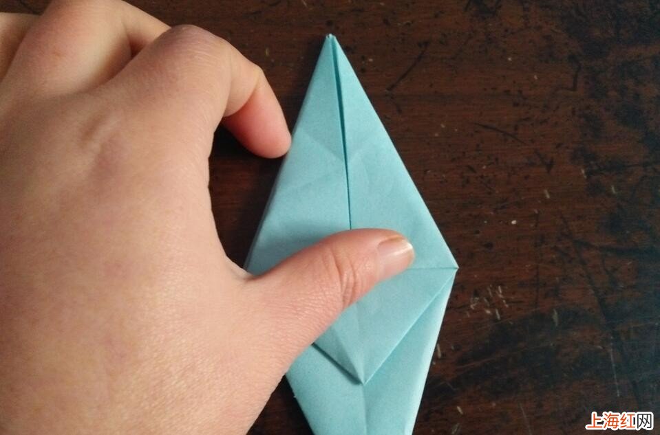如何用纸折蜂鸟