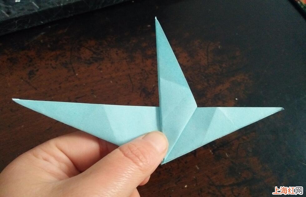 如何用纸折蜂鸟