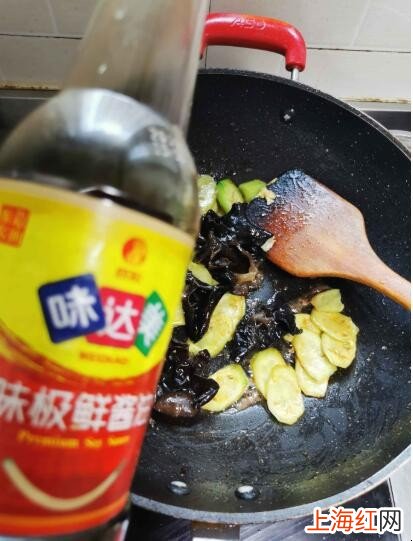 黄瓜木耳炒鸡蛋的做法是什么