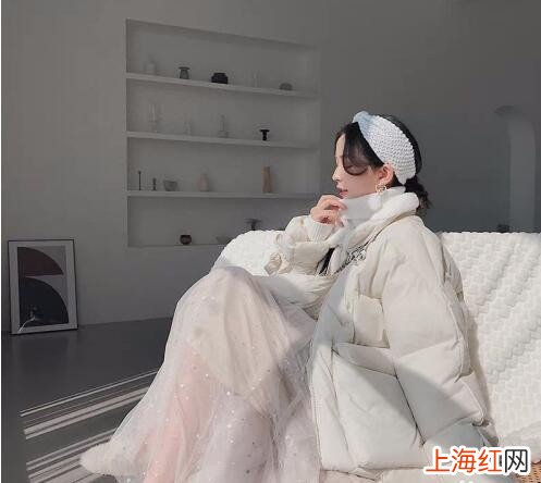 冬季纱裙怎么搭配好看