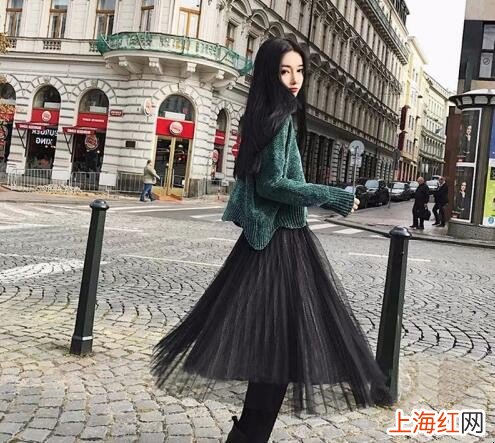 冬季纱裙怎么搭配好看