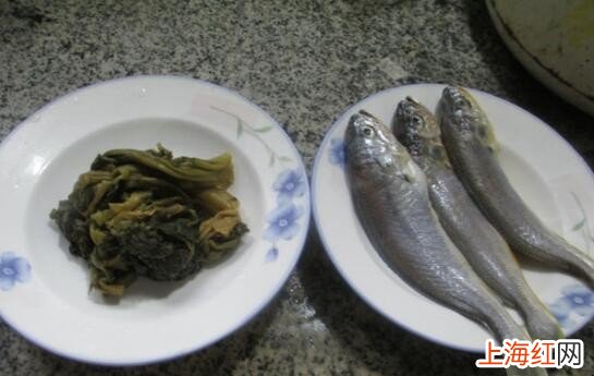 酸菜小黄鱼怎么做