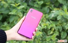 vivo y93怎么使用深色模式