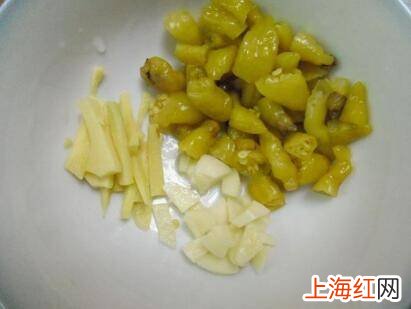 湖南炒牛肉是怎么炒的