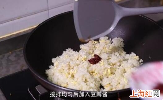 鸡蛋炒饭怎么做