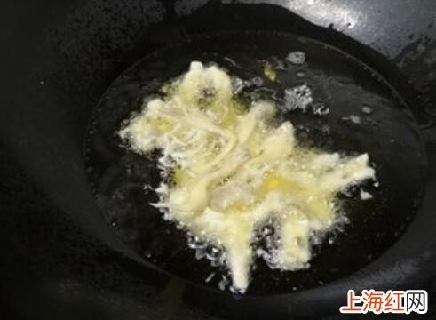 干炸蘑菇的正确方法是什么